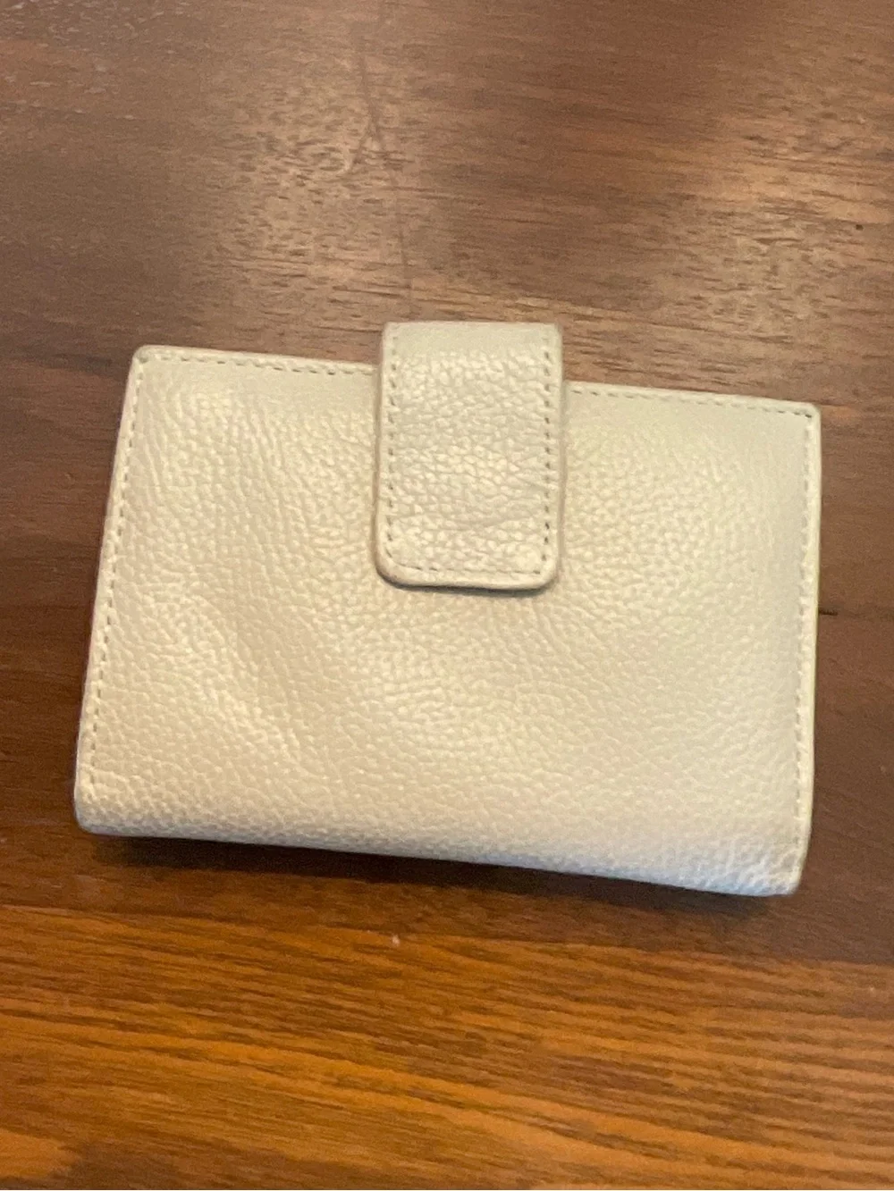 Pebbled Leather Women's Wallet in Cream